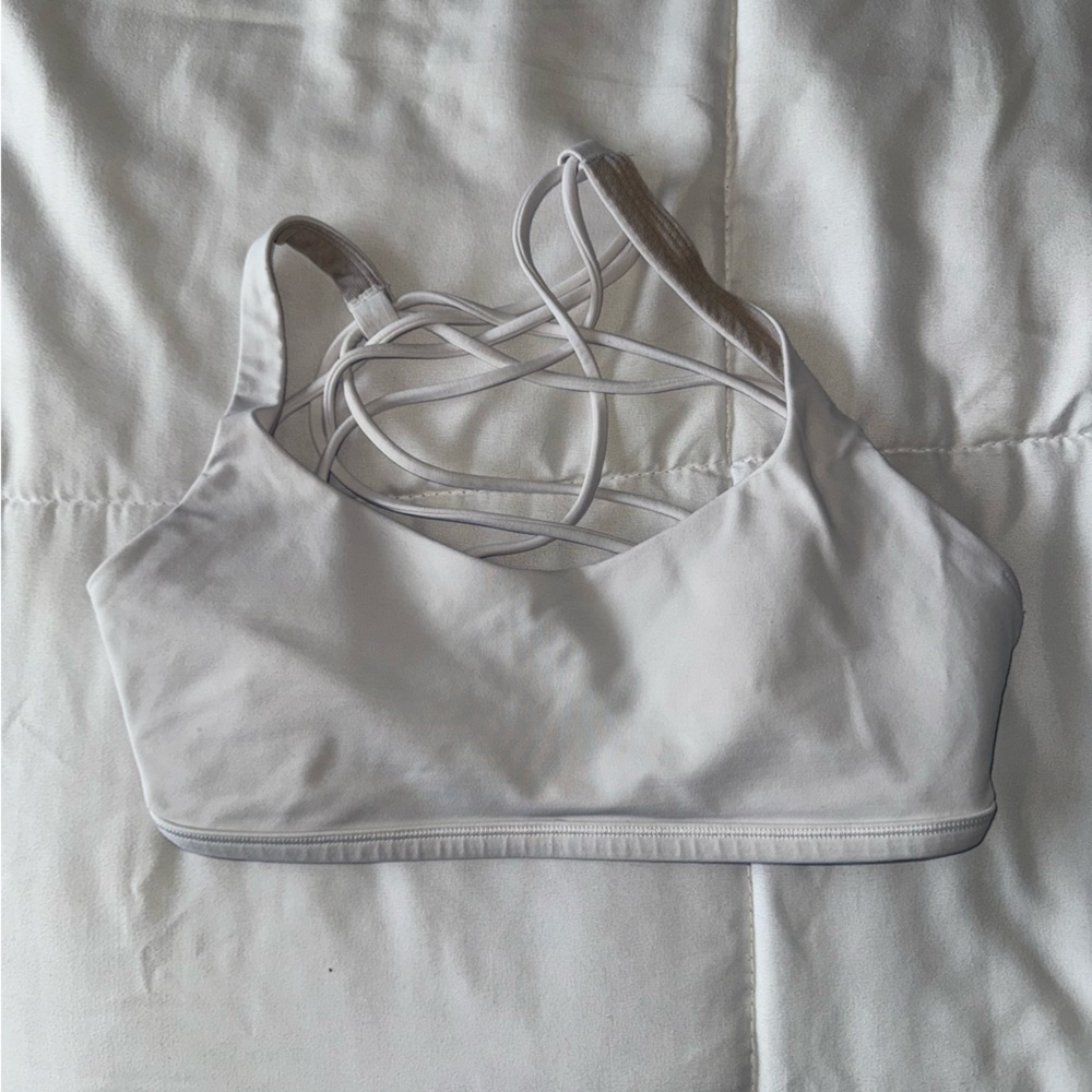 Lululemon sports bra
